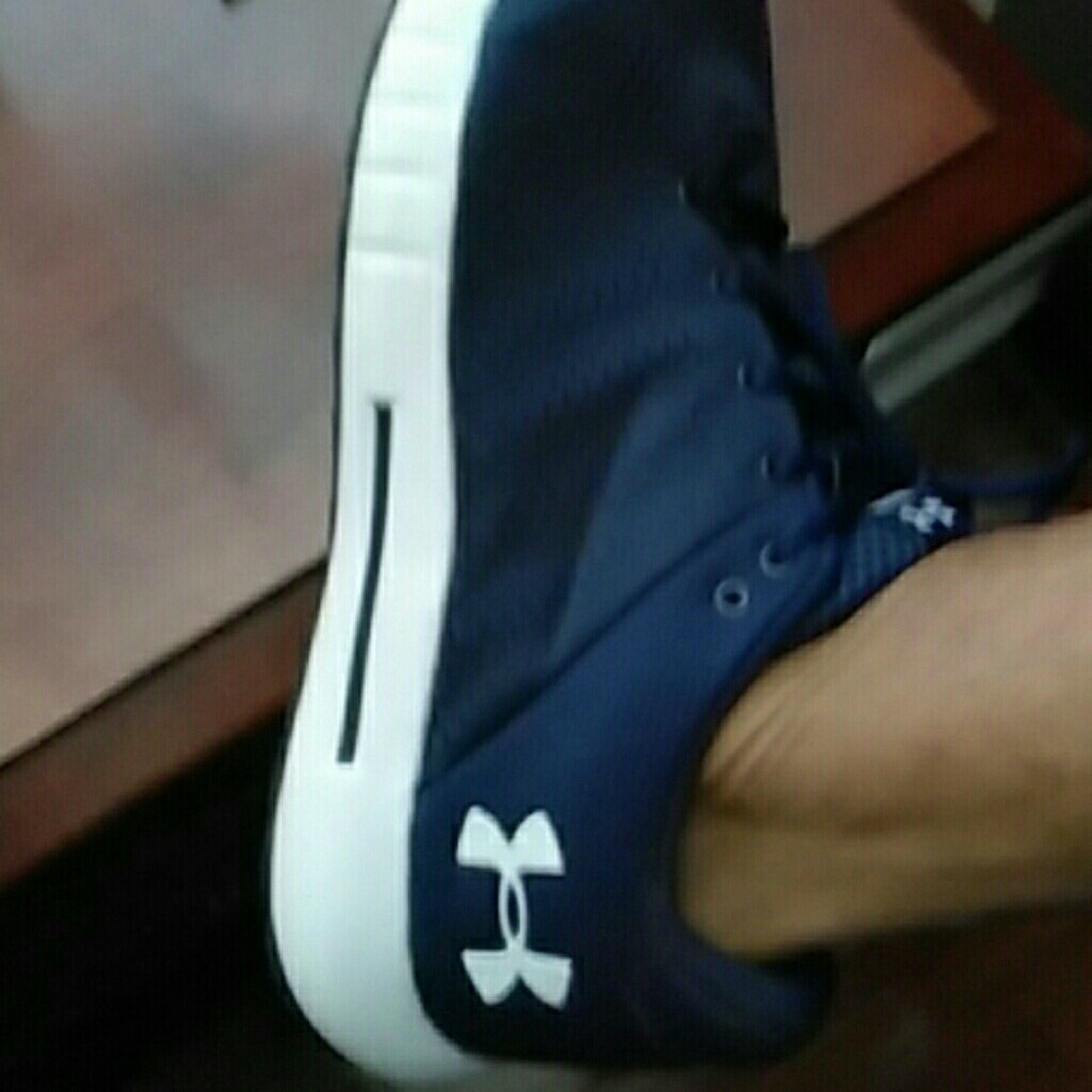 Shoe